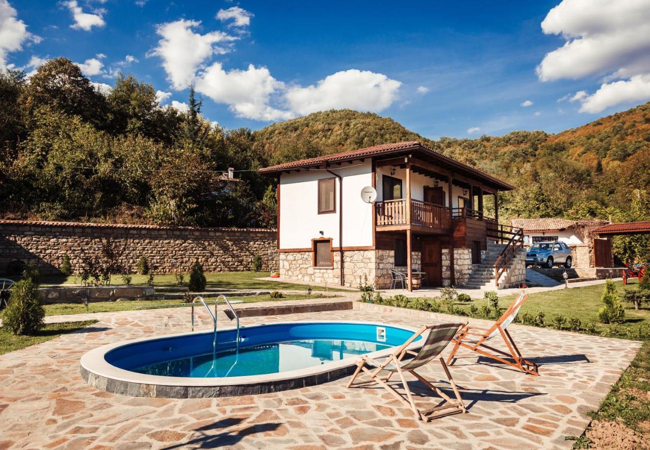 Guest House Hristova Kashta - Христова Къща Cherni Vrukh ภายนอก รูปภาพ