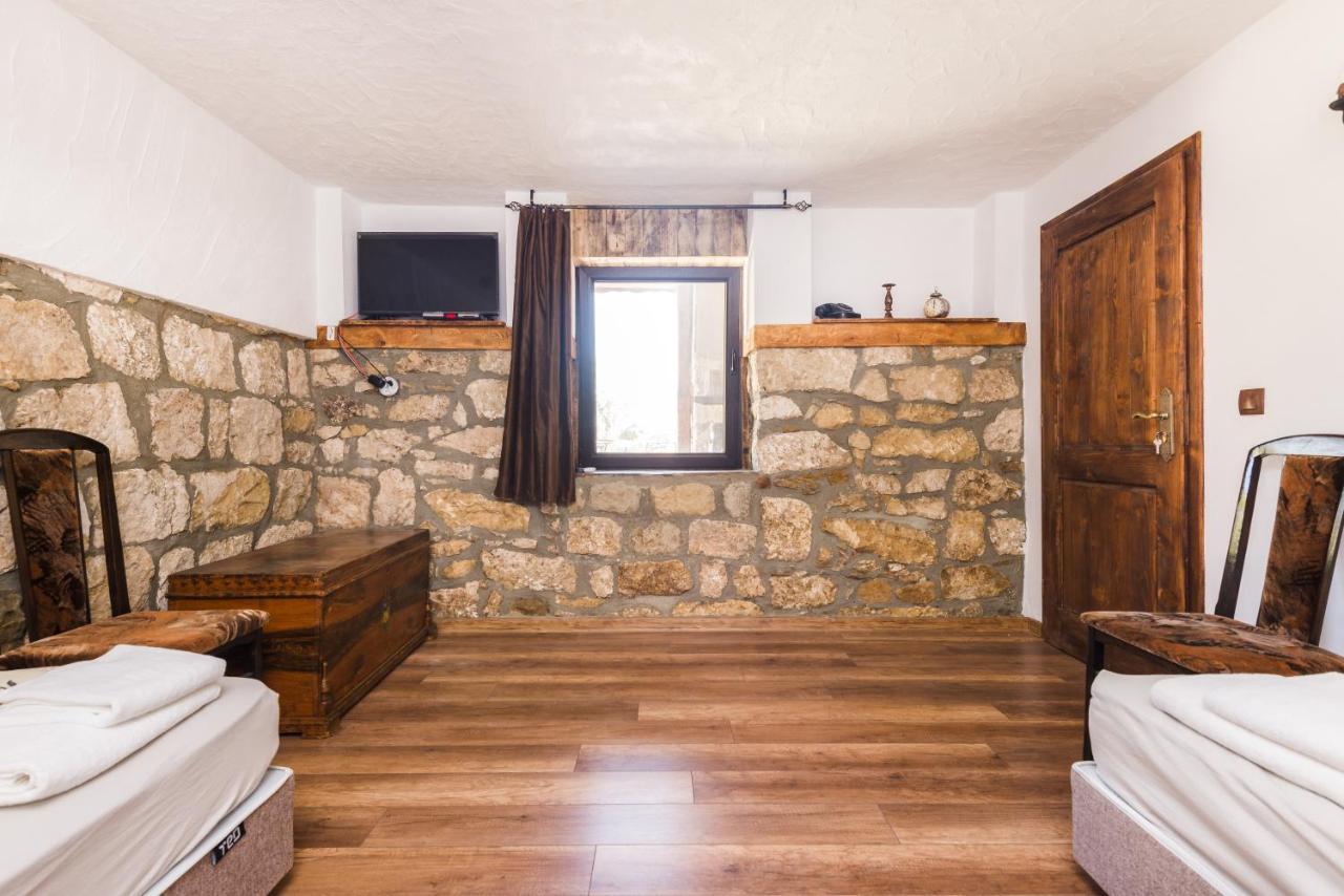 Guest House Hristova Kashta - Христова Къща Cherni Vrukh ภายนอก รูปภาพ