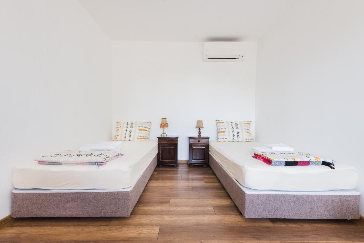 Guest House Hristova Kashta - Христова Къща Cherni Vrukh ภายนอก รูปภาพ
